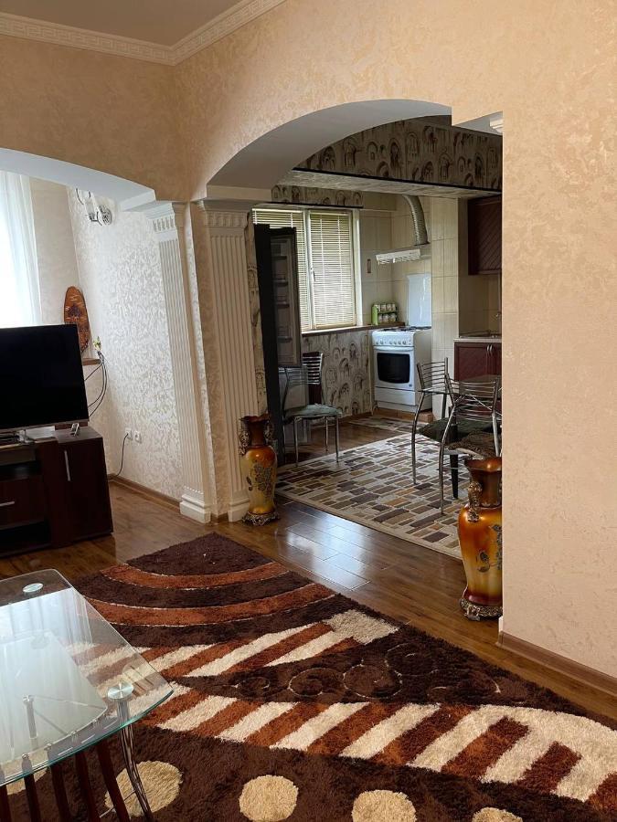 Comfort 2 Room Apartment City Center Tsum Tashkent Bagian luar foto